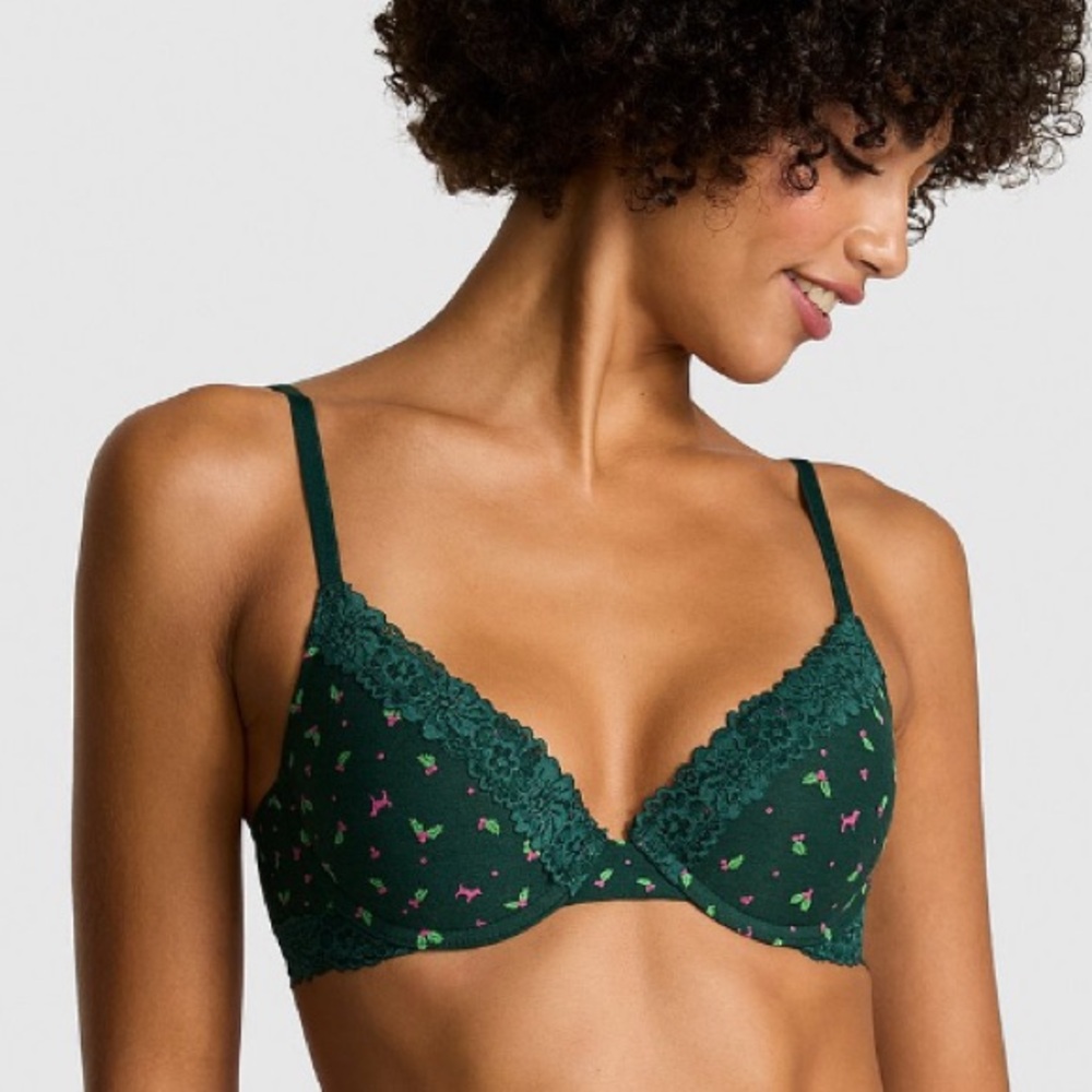 ❤️VS Pink Wear Everywhere push up bra sz 40DD NWT